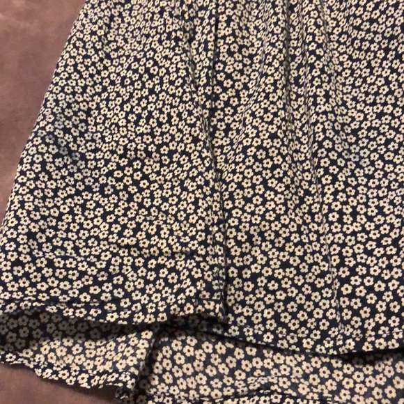 Floral skirt - Picture 2 of 4